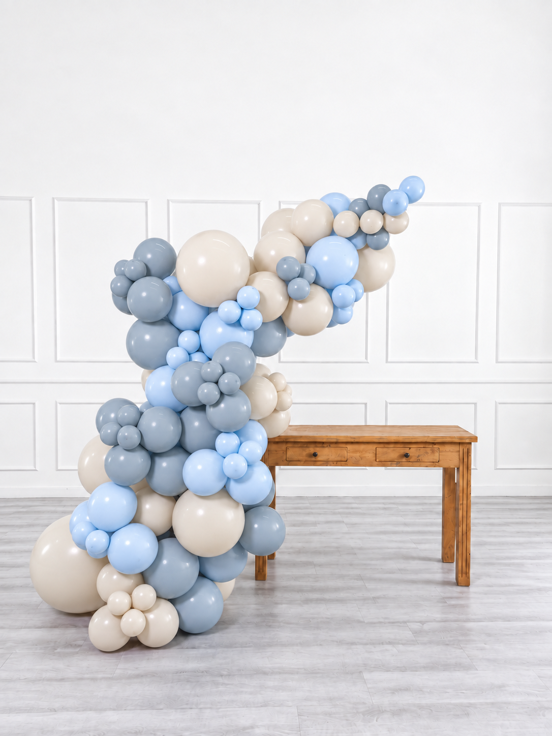 Ana Karina Balloons blue serenity freestanding balloon garland, additional product image