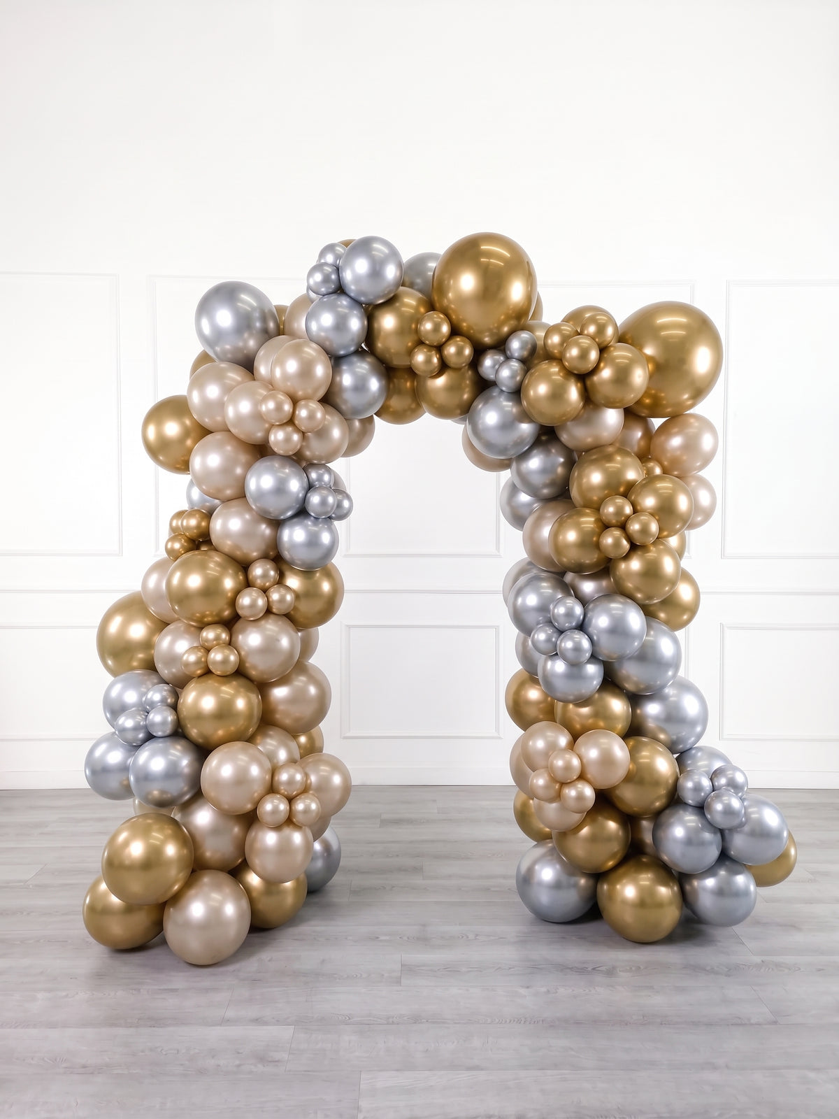 Ana Karina Balloons champagne glow organic balloon arch