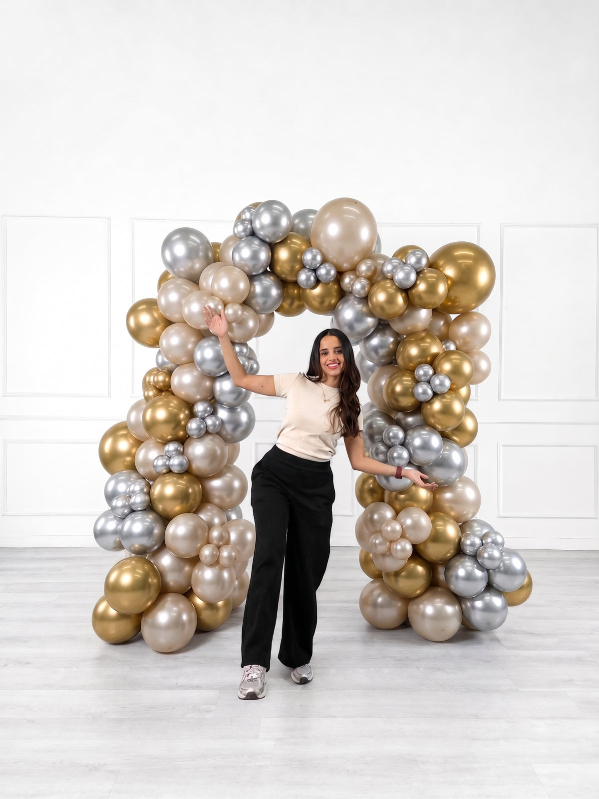 Ana Karina Balloons champagne glow organic balloon arch, additional product image