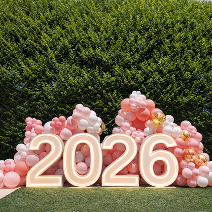 GRAD LED Marquee Letters & Numbers with balloon wall