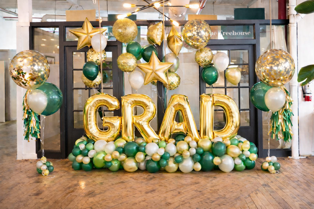 GRAD Custom Luxe Balloon Letter Display