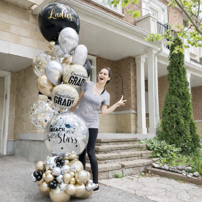 GRAD Jumbo Balloon Bouquet