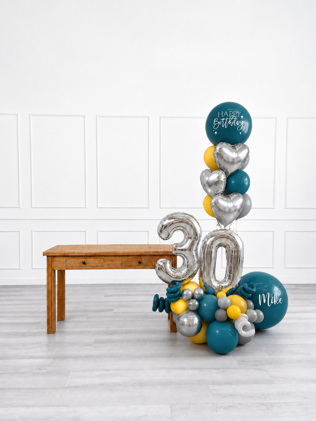Ana Karina Balloons steel horizon personalized balloon bouquet with foil hearts, additional product image
