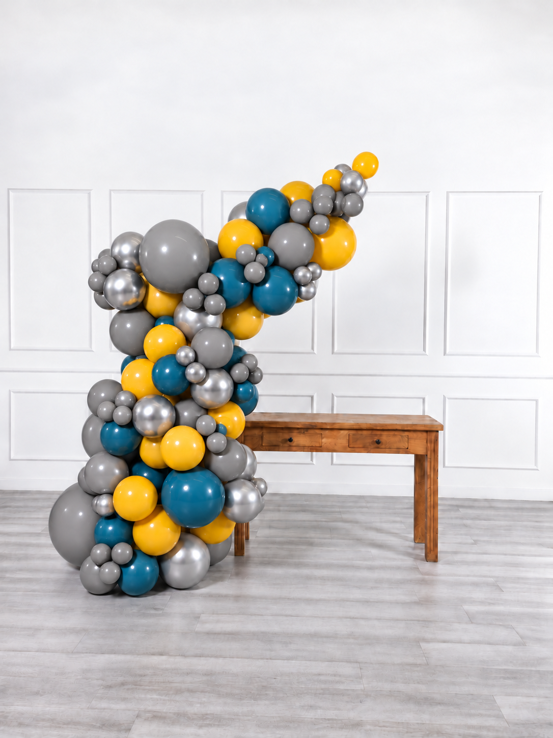 Ana Karina Balloons steel horizon freestanding balloon garland, additional product image