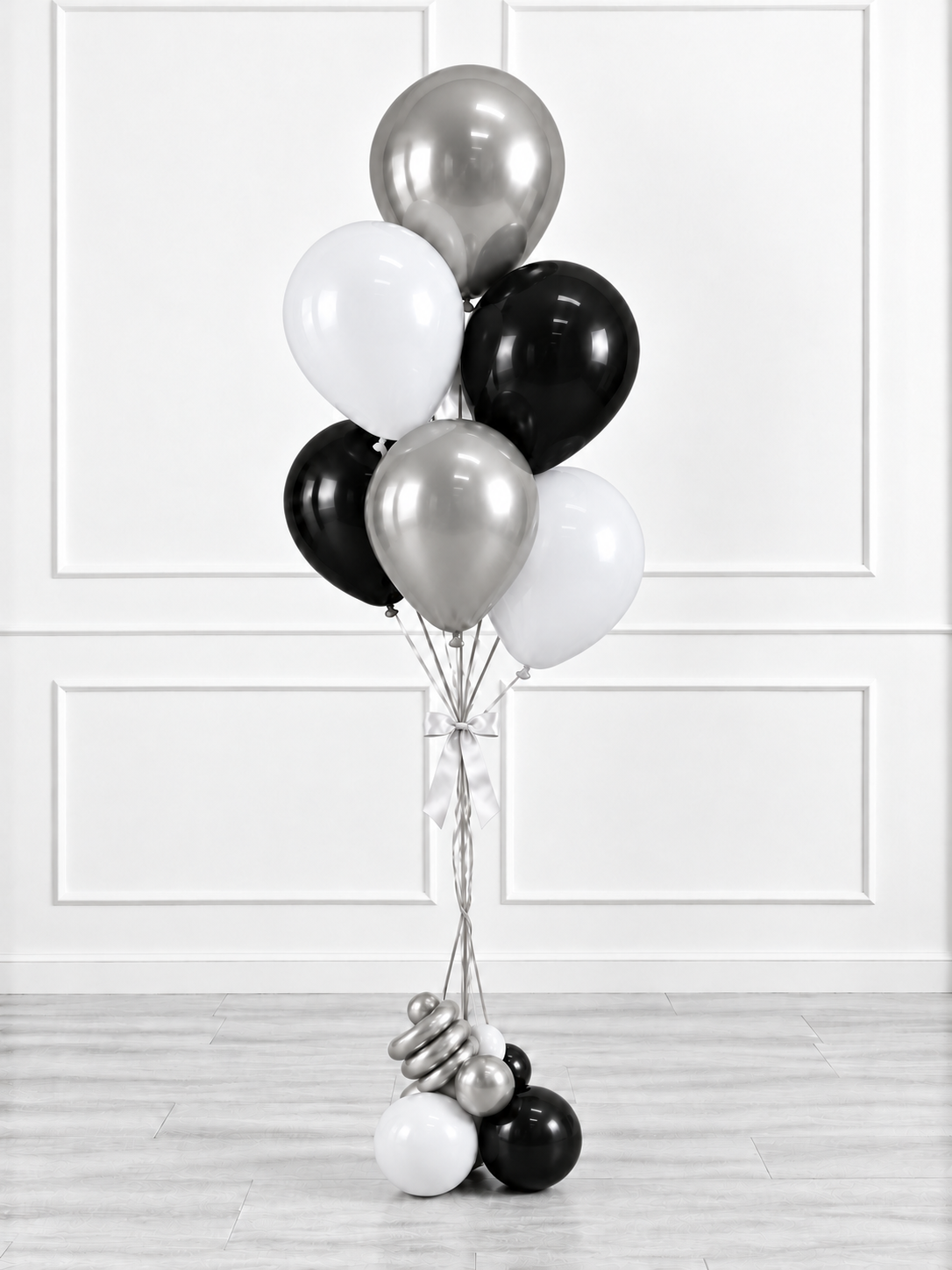 Ana Karina Balloons midnight luxe balloon bunch plus