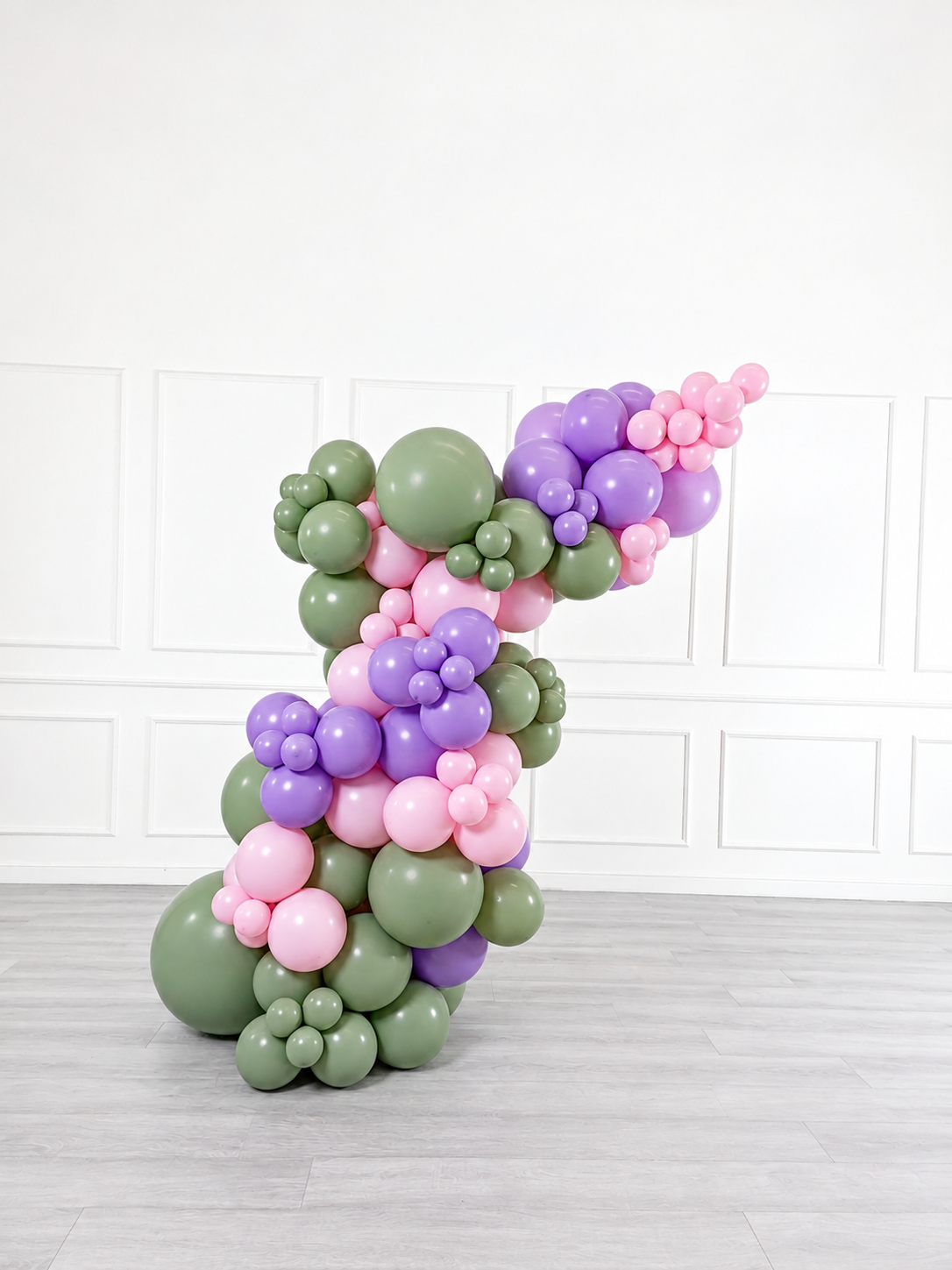 Ana Karina Balloons secret garden freestanding balloon garland
