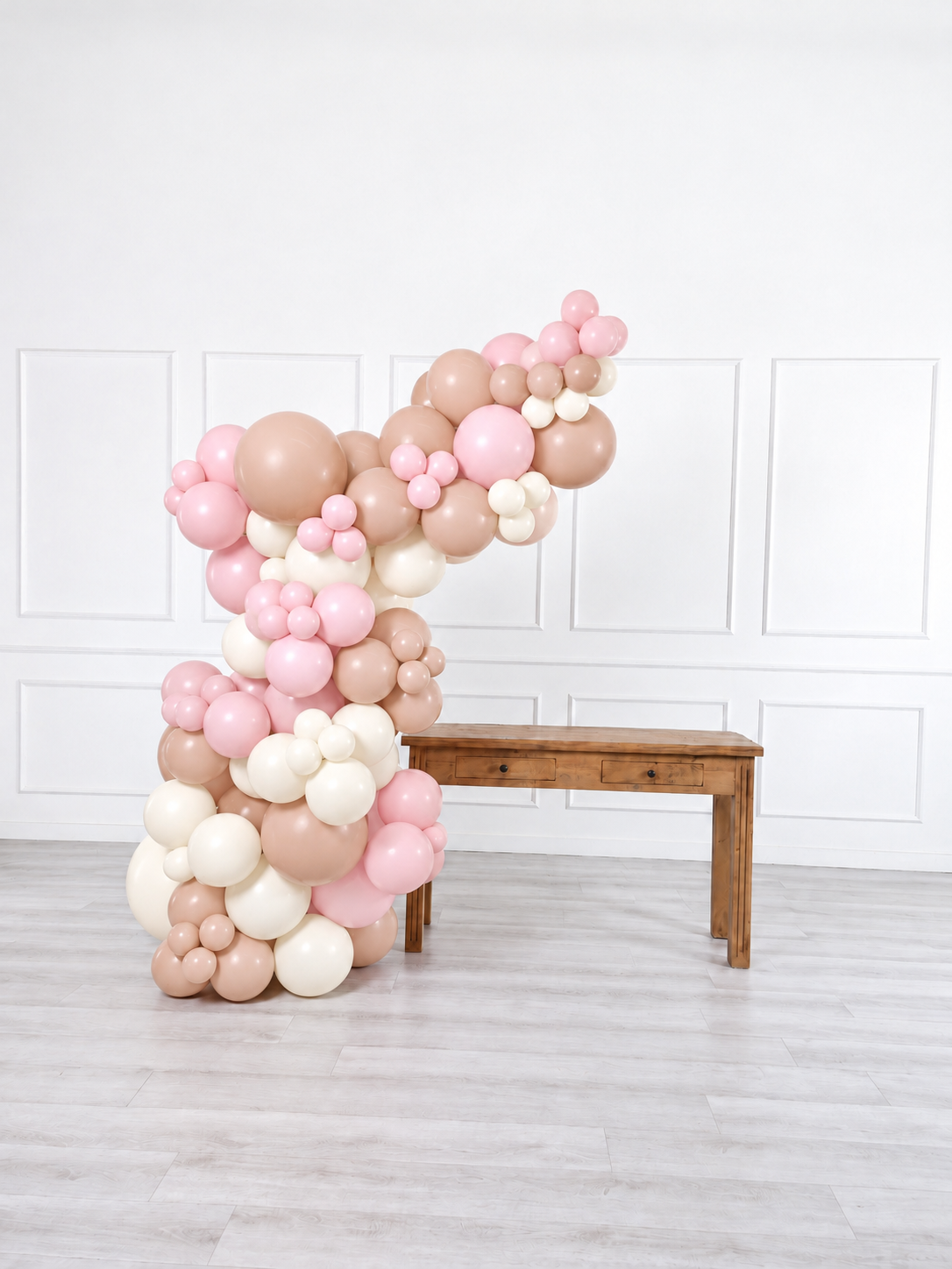 Ana Karina Balloons sweet pink freestanding balloon garland, additional product image