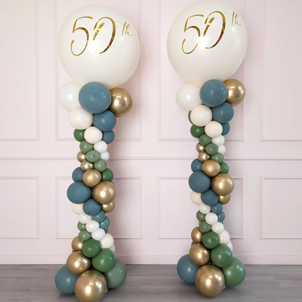Emerald Forest - Personalized Spiral Balloon Column