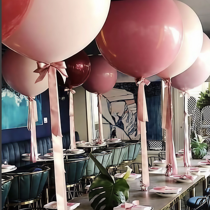 Jumbo Balloon Centerpiece